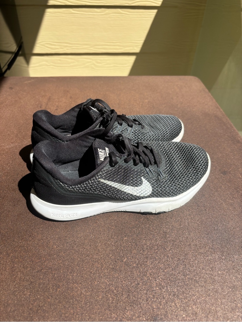 Nike Black & White Knit Running Shoes